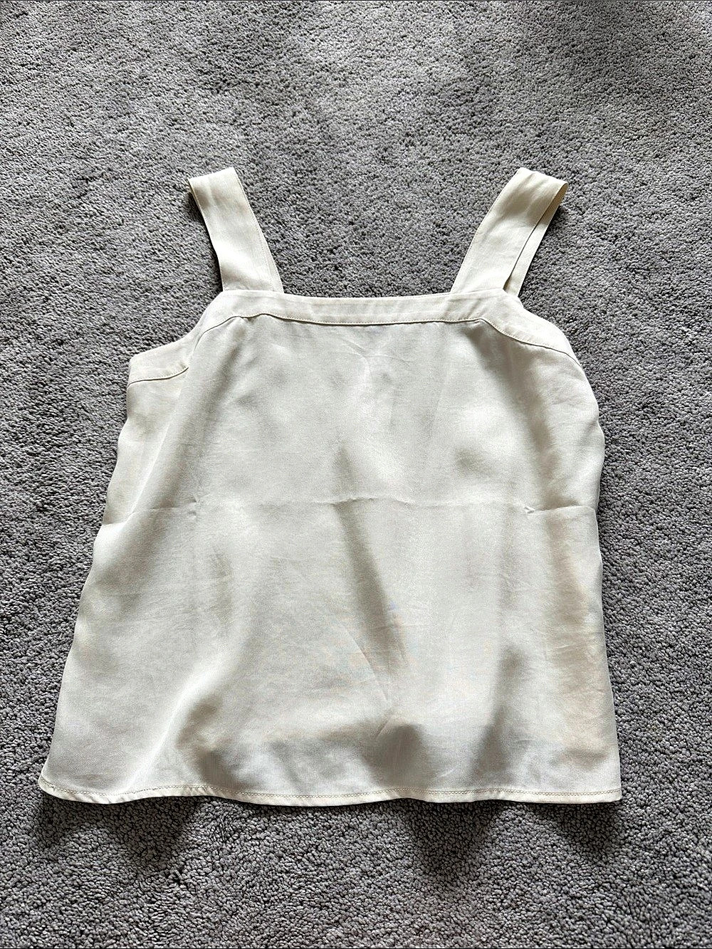 Banana Republic Linen Button-Front Tank Cream XS